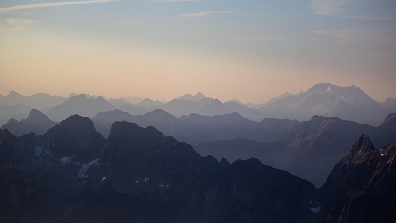 North Cascades Mountain Silhouettes At Dusk wallpaper