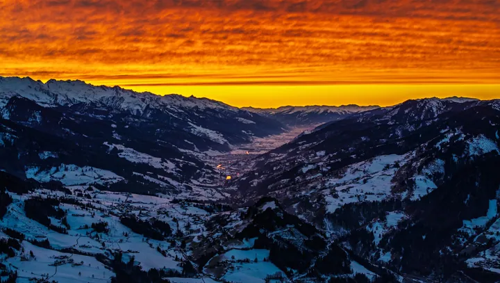 Snowy Salzburg Mountain Sunset Glow — original wallpaper