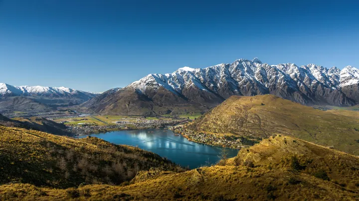 Lake Wakatipu Mountains And Foothills — original wallpaper