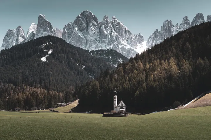 Temple Mountain Landscape With Snowy Peak — original wallpaper