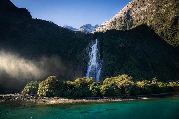 Milford Sound Water And Green Hills wallpapers
