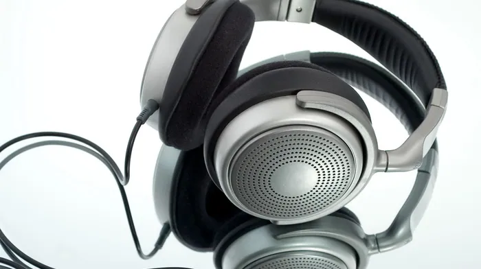 music, headphones wallpapers